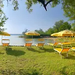 Village Maggiore База отдыха