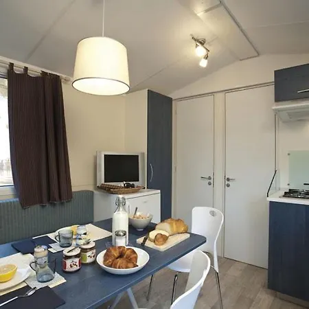 Village Maggiore דורמלטו