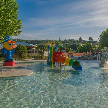 Village Maggiore Feriepark *