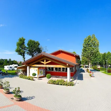 Kompleks wypoczynkowy Village Maggiore *