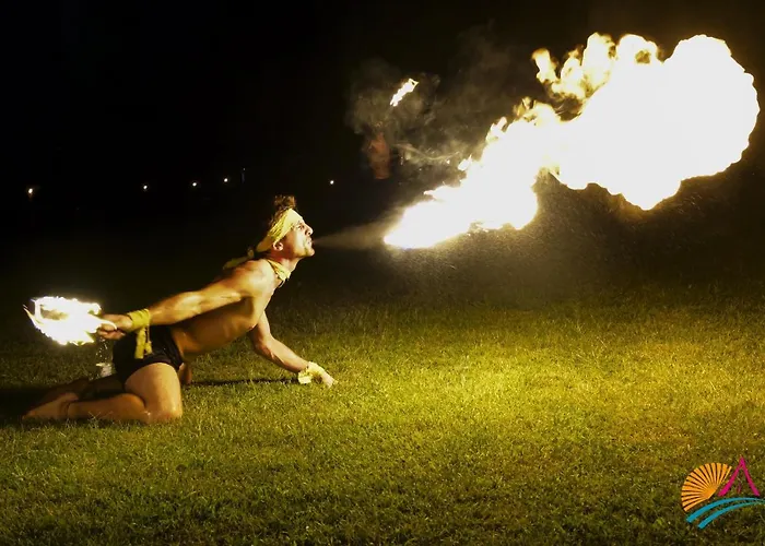 Village Maggiore منتزه العطل *