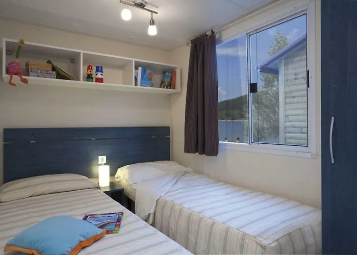 Village Maggiore منتزه العطل